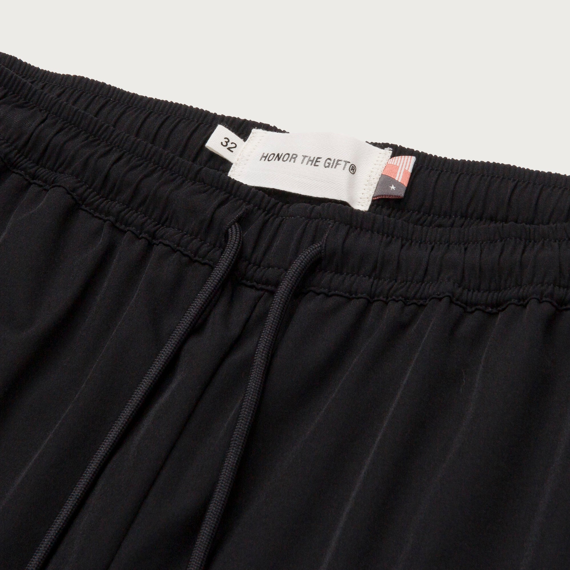 Hybrid Shorts - Black